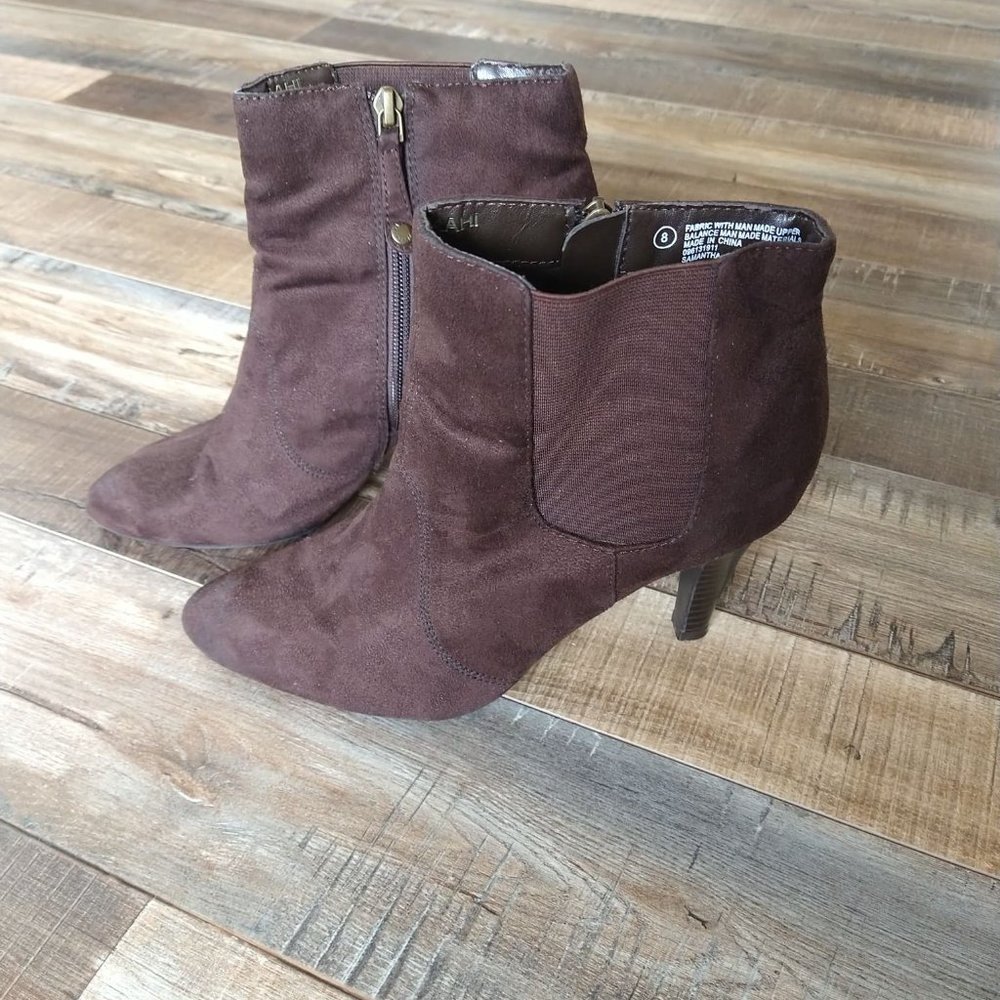 Isaac Mizrahi Women's Samantha Brown Side Zip Boots - Picture 9 of 10